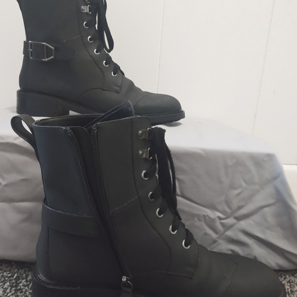 Aerosoles Amie Combat Boot, Black 8.5M